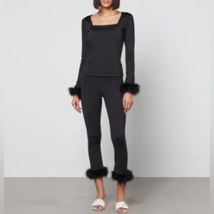 Sleeper square neck set (with removable feathers) small